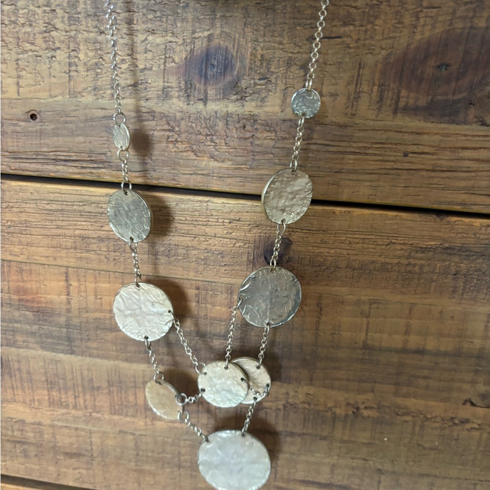 Elegant Silver Disc Necklace